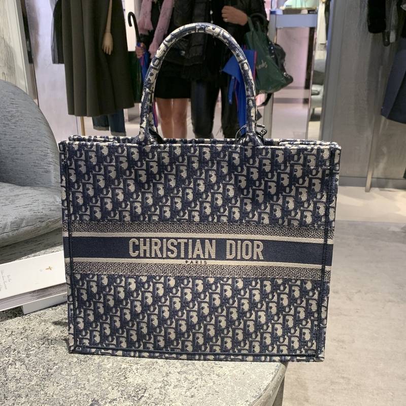 dior book tote托特包 蓝色oblique印花 ￥22000.00 已售:0件